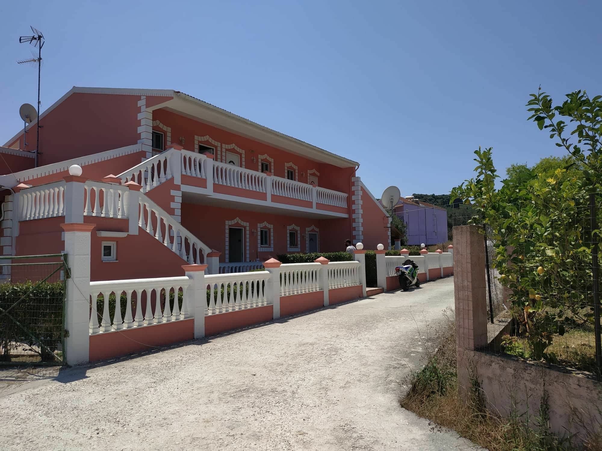 Riposo & 3* Kavos